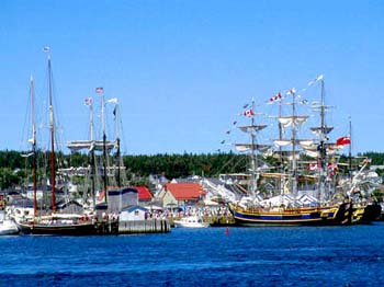 louisbourgtallships